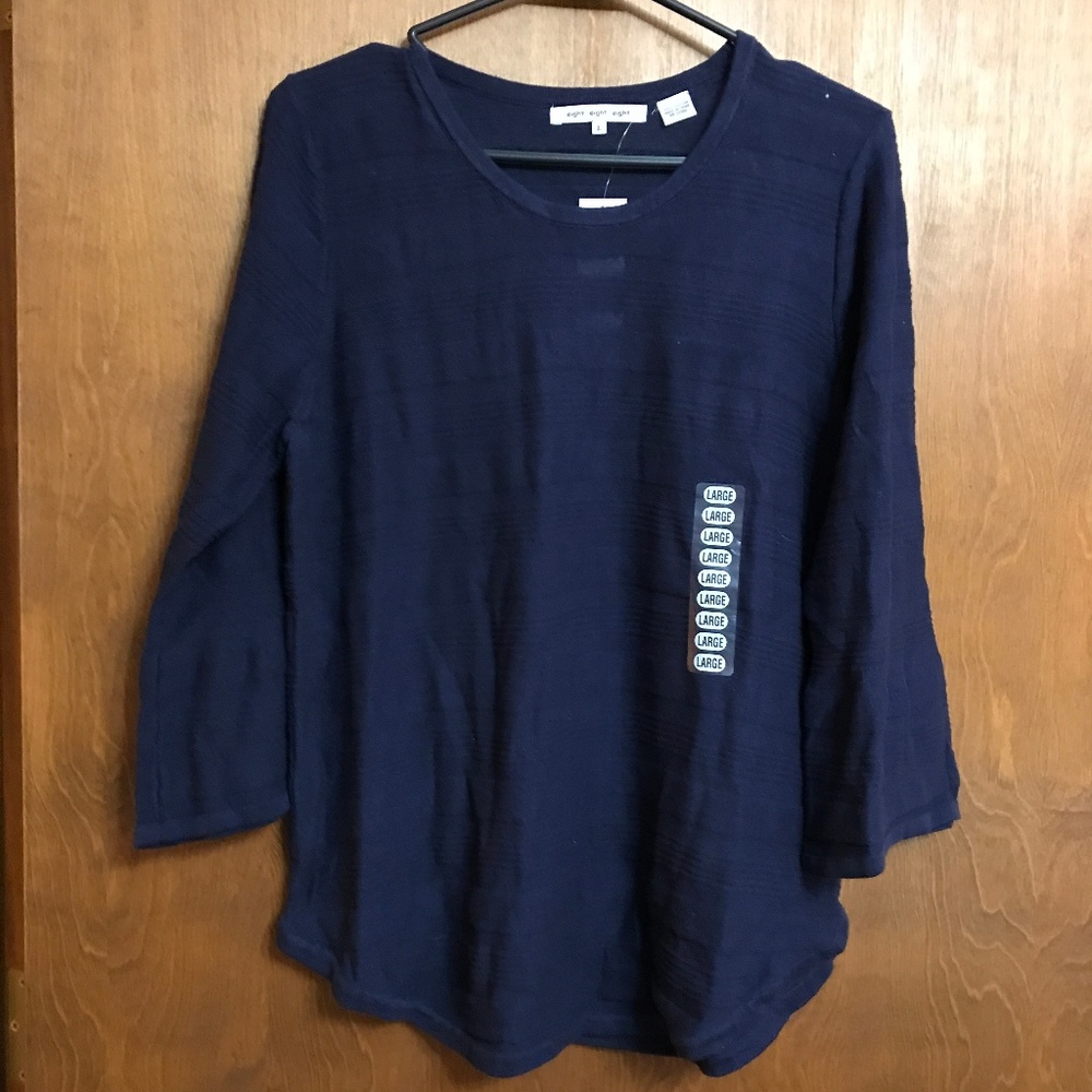 NWT Eight Eight Eight Top Tunic w/ flair sleeve